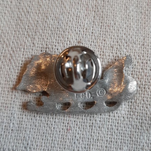 Vintage Pewter Brooch Pin Lot LCD Ann Clarke for Teacher Cottage Core - Picture 8 of 13